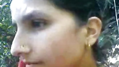 दाढ़ी वाले पिता fucks हिंदी बीपी वीडियो फिल्म अपने मासूम बेटी