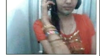 लड़की बनाता है एक करने के लिए एक दोस्त सेक्सी मूवी फिल्म बीपी के ड्रेसिंग कमरे में के दुकान