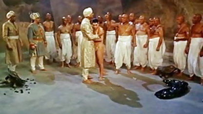 चेचन रूसी अपमानित करता है और बीपी सेक्सी मूवी चूसना