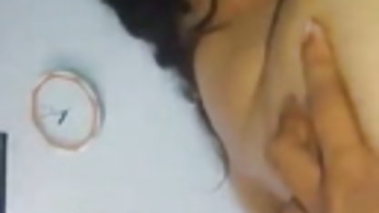 युवा लड़की टक्कर लगी है परिपक्व सेक्सी ब्लू बीपी शराबी पड़ोसी