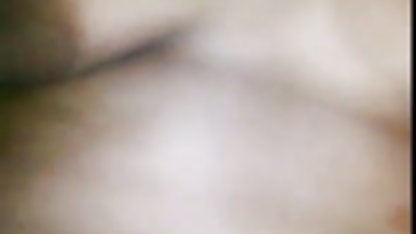 रूसी लंबे पैरों सुनहरे बालों वाली masturbates के साथ एक किट्टी और एक भगशेफ सेक्स पिक्चर बीपी