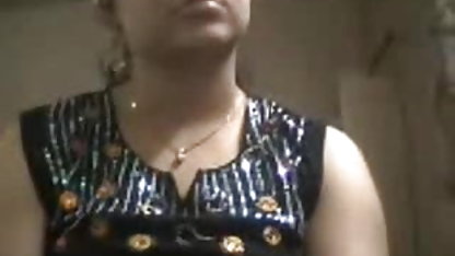 लाल बालों वाली रूसी महिला के सेक्सी फिल्म बीपी साथ बड़े लूट छूत चूत पर सोफे