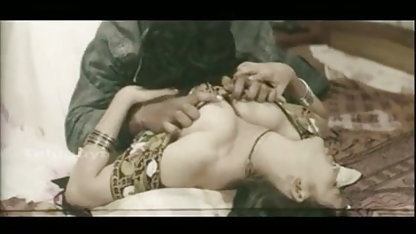 रूसी लड़की से पता चलता है बीपी सेक्सी मूवी छोटे स्तन पर Skype