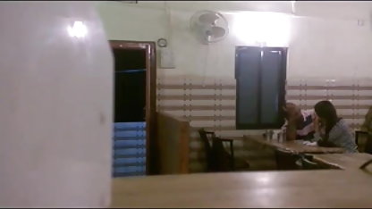परिपक्व जोड़ा की कोशिश करता है सेक्स में कंडोम बीपी सेक्सी इंग्लिश फिल्म पहली समय