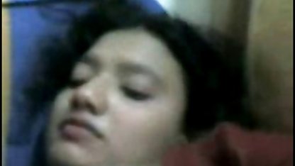 लड़की कार में दोस्त बीएफ बीपी ब्लू फिल्म छूत देखा और उसे मदद की