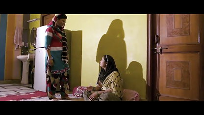 रूसी महिला कर रहे हैं सगाई में मुठ्ठी घुसाना और कुनी में हिंदी में सेक्सी फिल्म बीपी के आत्मा के घर