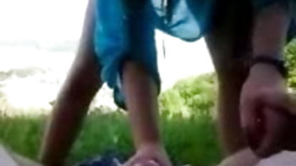 एक बुजुर्ग आदमी देश बीपी सेक्सी फिल्म हिंदी में एक युवा बेटी fucks और यह गोली मारता है