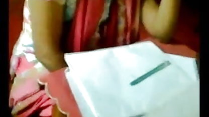 नहाने में लड़की के पास गया और सभी सेक्सी बीपी मूवी बन गया में गड़बड़ है, और चेहरे पर cumshot