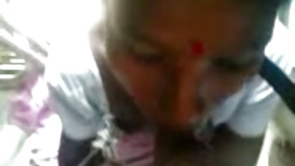 हिडन कैमरा दुकान के लॉकर कमरे में एक बीपी सेक्सी इंग्लिश फिल्म स्लिम लड़की गोली मार दी