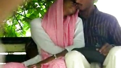 रूसी गंगा बैंग के साथ अपनी पत्नी Sexwyf और सेक्सी वीडियो बीपी मूवी तीन पुरुषों
