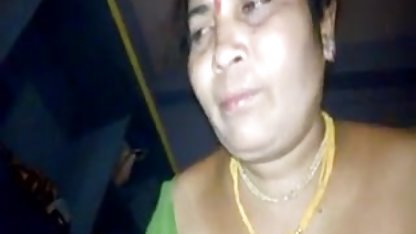 रूसी न्यडिस्ट से पता चलता है बीपी सेक्सी एचडी फिल्म नग्न tanned शरीर पर के समुद्र तट में के Crimea