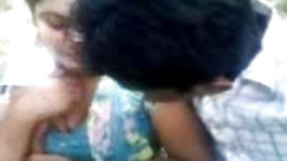 मैं अपनी पत्नी के गुदा में एक काग डाल दिया और उसे fucks । बीपी फिल्म वीडियो में सेक्सी