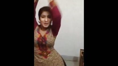 जोड़ा पहली समय की कोशिश कर रहा सेक्सी फिल्म बीपी सेक्स में एक मुद्रा ६९ वाल्ट्ज