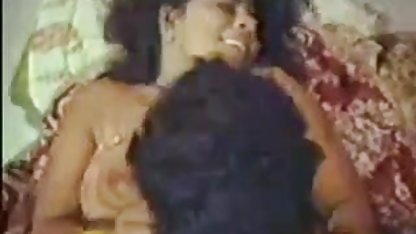 युवा छूत चूत में के रसोई में एक रूसी अपार्टमेंट बीपी ब्लू सेक्सी पिक्चर Brezhnevke