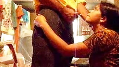 पापा शॉवर में गए और बीपी सेक्सी फिल्म एचडी उसे वहां पीटने लगे ।