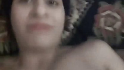 बेब के साथ एक फैंसी ट्रैक्टर बेकार है करीब-अप सेक्सी एचडी बीपी फिल्म
